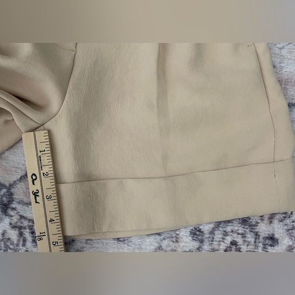 ARITZIA NWT Wilfred Labyrinth Trouser Short Size 00 in Flax Beige - Picture 8 of 8